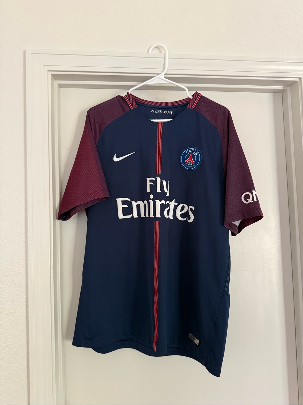 Nike Paris Saint-Germain A Navy & Burgundy Soccer Jersey